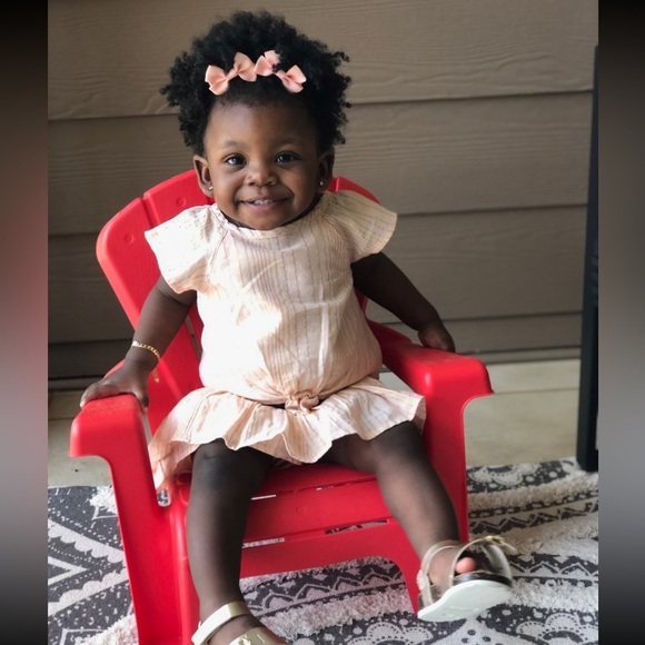 Kids toddler girls Art Class size 12M peach 2 piece top and skort set - Picture 8 of 8